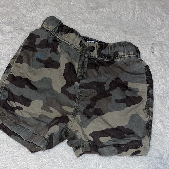 (3 for $10) next baby camouflage shorts - Picture 2 of 5